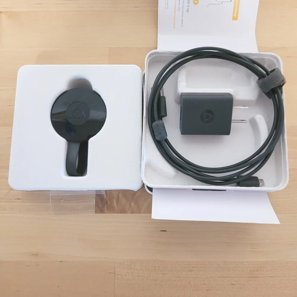 Google Chromecast 2nd Gen Media Streamer OS One Size Black NC2-6A5 HDMI Tested